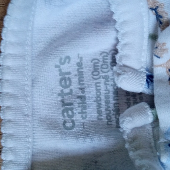 Carter's Newborn Baby Bundle Lot - Picture 5 of 5